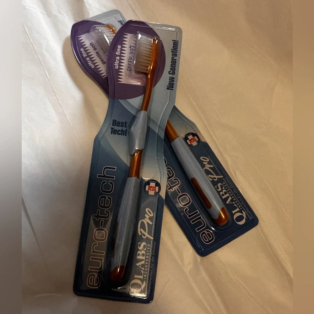 Toothbrushes Qlabs Euro-tech 18 pack toothbrushes